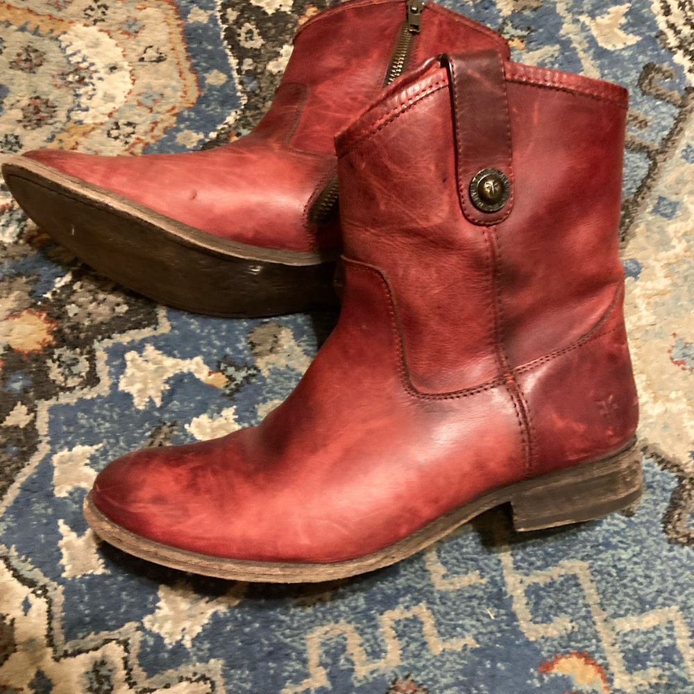 Frye Cherry Leather Boots